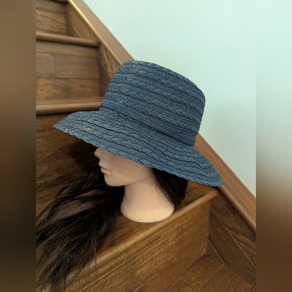 Vintage Liz Claiborne Navy Women's Formal Hat, church Hat, Derby Hat - Picture 4 of 11